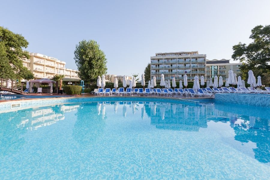 DAS CLUB HOTEL: RHODOPI, ZVETE & FLORA PARK 4*  / Sunny Beach 